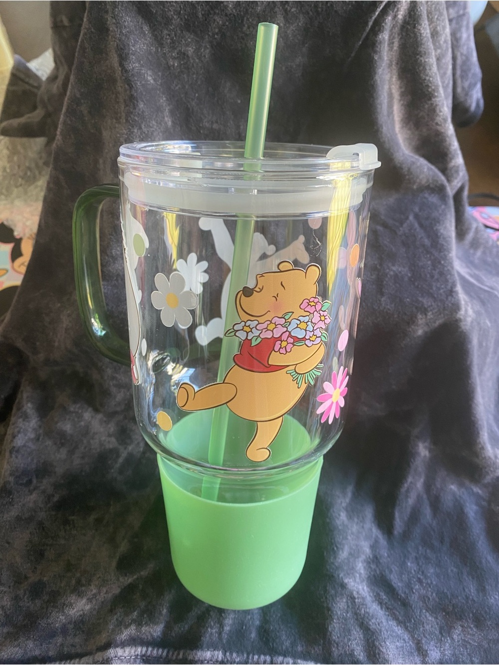 Green Floral Winnie the Pooh Glass Tumbler with Straw